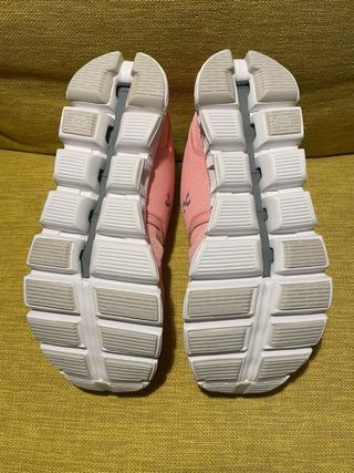 Zapatillas On Cloud Rosa - Mujer
