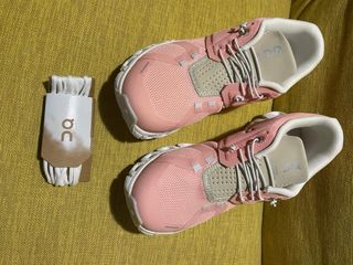 Zapatillas On Cloud Rosa - Mujer