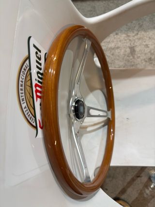 Volante deportivo de madera
