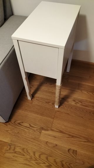 Mesita auxiliar Ikea
