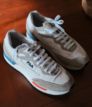 Zapatillas Fila blancas y grises hombre