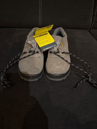 Zapatos seguridad Deltaplus Gris