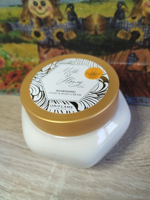 Oriflame Milk & Honey Gold Crema