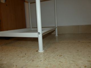 Mesa escritorio y protector