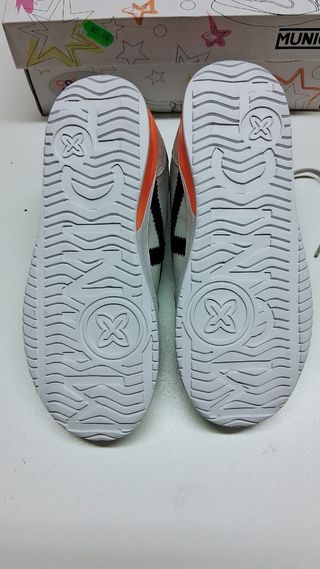 Scarpe Munich bimbo n.34