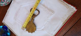 Apribottiglia vintage a conchiglia