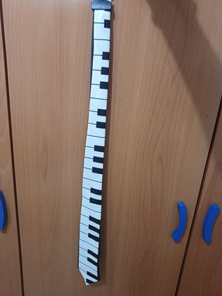 Corbata piano - Blanco y negro