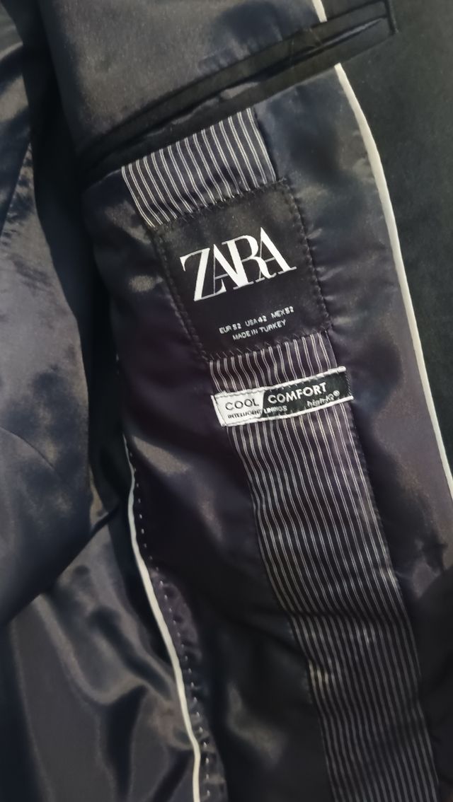 Chaqueta americana negra Zara como nueva