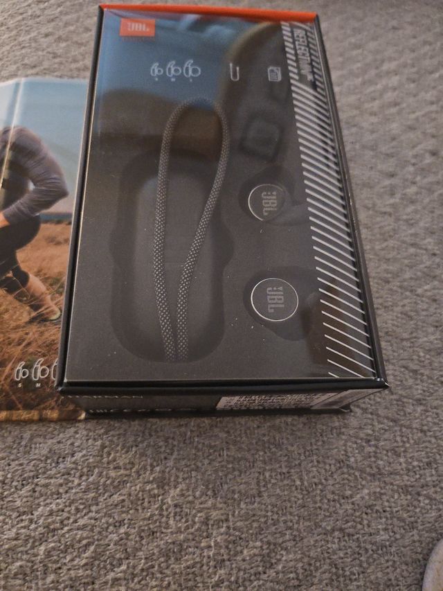 Auriculares JBL negros