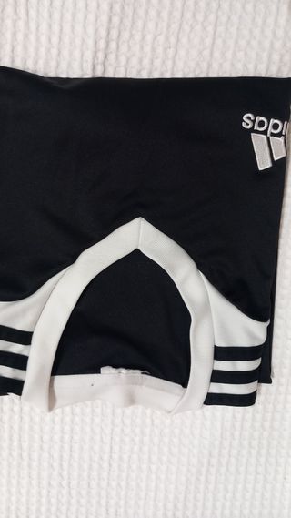 Camiseta ADIDAS negra y blanca - M, climalite