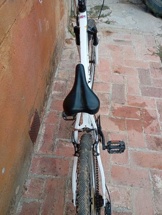 Bicicleta Btwin Rockrider 5.1