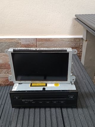 Pantalla Audi 4F0919604 y modulo AUDIO