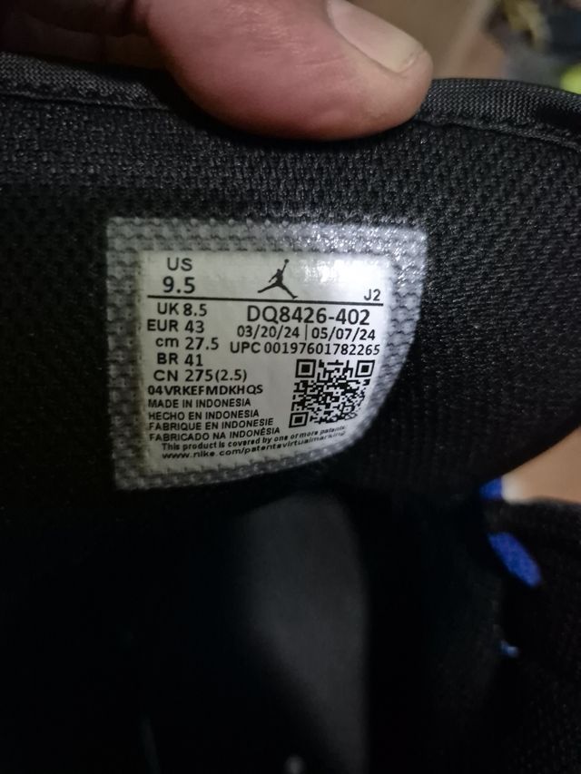 Air Jordan 1 Mid - Azul y Blanco. NUEVAS. Talla 43