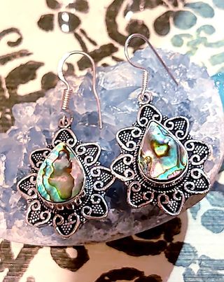 Pendientes de Plata y Concha de Abulón natural.