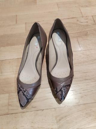 Zapatos Geox marrones - tacón