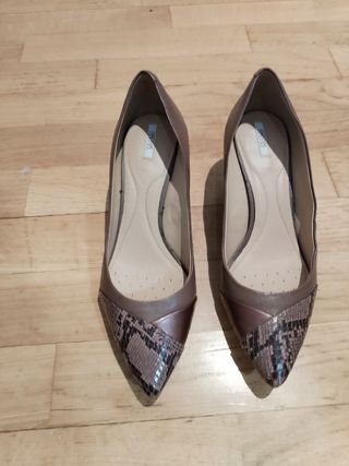 Zapatos Geox marrones - tacón