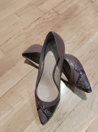 Zapatos Geox marrones - tacón