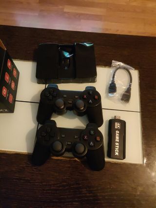 Game Stick 4K: 2 mandos