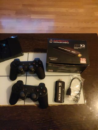 Game Stick 4K: 2 mandos