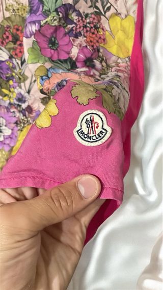T-Shirt Vintage Donna Moncler design floreale,Tg.S