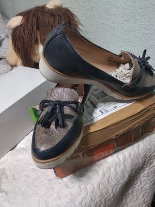 Mocasines azul plata, talla 36
