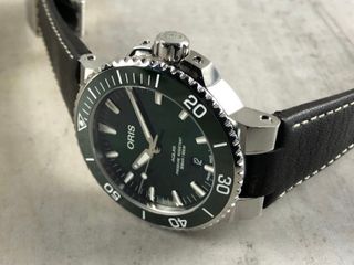 Oris Aquis Date - Reloj Esfera Verde