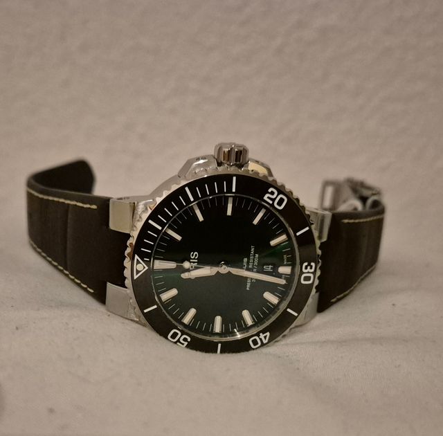 Oris Aquis Date - Reloj Esfera Verde