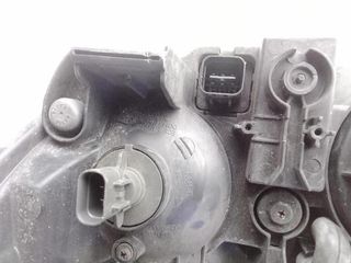 Faro derecho kia cerato fastback 2.0 crdi 22567741
