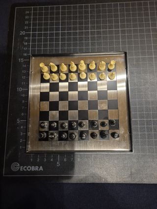 Ajedrez magnético de viaje