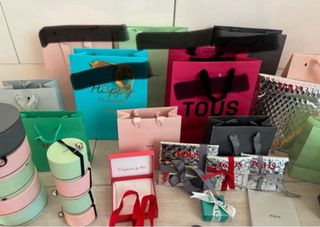 Bolsas y cajas Tous