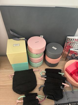 Bolsas y cajas Tous