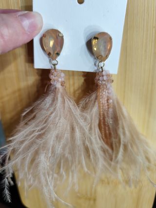 Pendientes plumas rosa claro