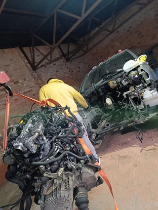 Reparación y mantenimiento de vehículos 
