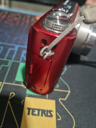 Lumix Cámara roja 12x AVCHD