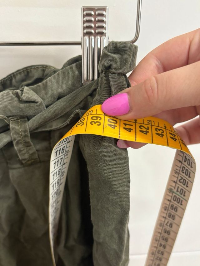 Pantalón corto fino