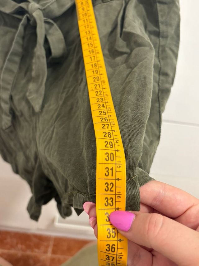 Pantalón corto fino