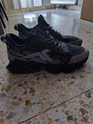 Zapatillas deportivas hombre talla 42