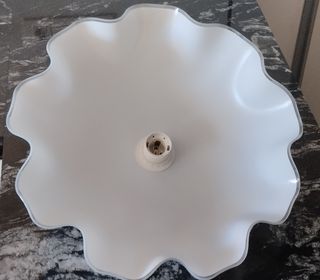 Lámpara colgante blanca de cristal