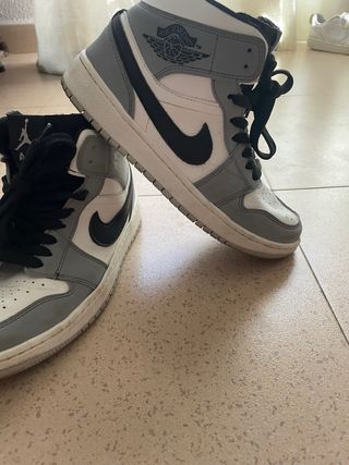 Nike Air Jordan 1 Mid - Gris Blanco