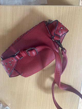 Riñonera granate Martina K - Tachuelas