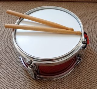 Tambor rojo infantil Eureka