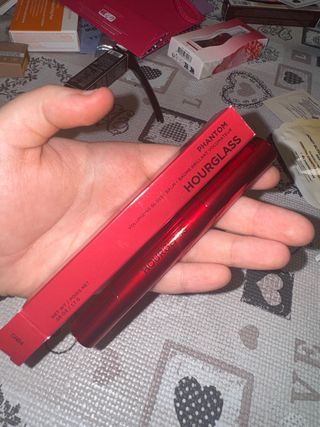 Hourglass Phantom Gloss Labbra Rosso
