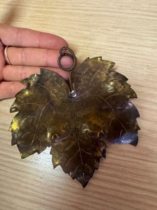 Pongo de latón dorado