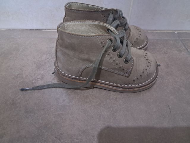 Botitas Niño Talla 20 - Piel