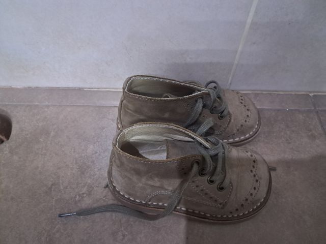 Botitas Niño Talla 20 - Piel