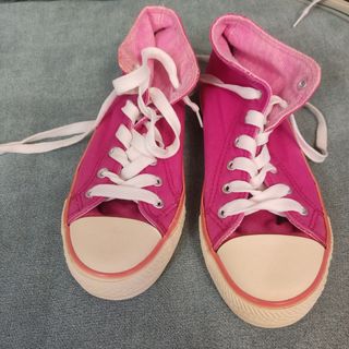 Zapatillas Mustang rosas altas