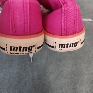 Zapatillas Mustang rosas altas