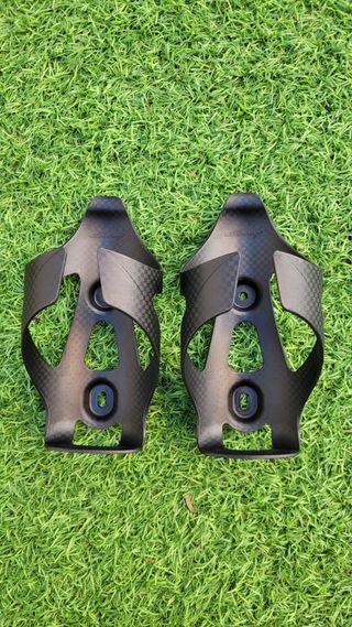 Porta bidones carbono bicicleta