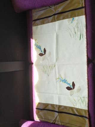 Cabeceros, caminos de mesa, cuadros, vintage