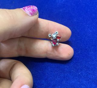 Charm Oso con Rosa y Corazón pulsera Pandora plata